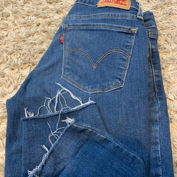 Levi's | Jeans | Levi Super Skinny Frayed Hem | Poshmark